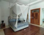 thumbnail-beach-front-villa-in-singaraja-with-direc-access-to-the-beach-for-sale-3