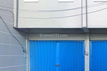 Ruko Baru Gress di Gembong (Kapasan), Strategis