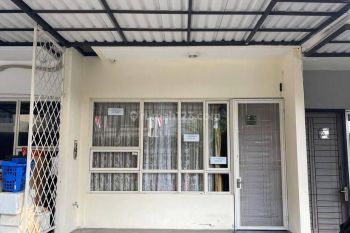 Rumah 2 lantai,ada ac2 dan water heater