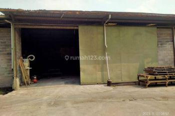 Ingche Disewa Gudang Murah Uk 17x36 di Jurumudi Baru Bebas Banjir