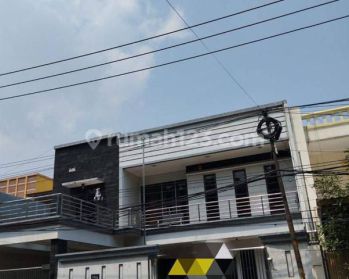 Dijual Rumah 3 Lantai Mewah Citra Garden Jakarta barat