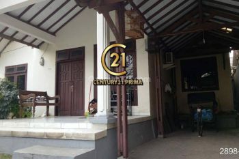 Rumah kan Strategis Luas Di Bintaro Sektor 5