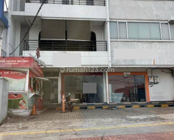 Disewakan Ruko Gandeng Di Tebet Timur Jakarta Selatan