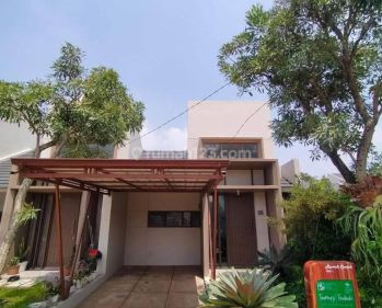 Rumah baru siap huni di lingkungan asri Cisauk, Tangerang