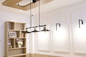 RUKO TEMPAT USAHA 3,5 LANTAI SIAP PAKAI BESERTA FURNITURE (EX. CAFE)