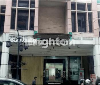 RUKO DI JALAN UTAMA BRAGA 3 LT JARANG ADA