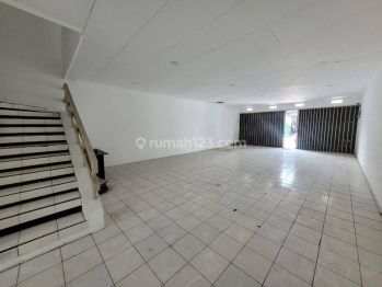 Disewakan ruko strategis mainroad ramai di kurdi karasak lengkong buah batu buah