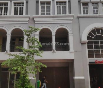 Ruko 4 Lantai Siap Pakai di Mall Of Indonesia Kelapa Gading Jakarta Utara