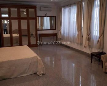 Rumah Furnished Bagus SHM - Sertifikat Hak Milik di Perumahan Pondok Indah,