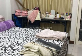 Apartemen Scientia Residence Studio Dengan View Kolam Renang