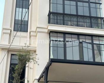 Rumah 10 Menit Bandara Soekarno Hatta, 3 Lantai Ukuran5x11