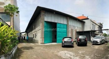 Gudang strategis akses Tronton Raya Cargo Denpasar Bali