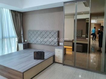 Disewakan 3 km tidur Millenium Village. Lantai 10 Fairview Tower