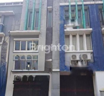 Ruko Gandeng 3 Lantai  Siap Pakai