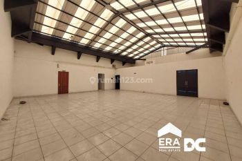 Ruang Usaha Ada Gudang Dekat Pelabuhan Semarang Utara