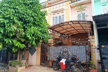 Dijual Rumah Murah 3 Lantai Harga Di Bawah Pasaran Di Taman Harapan Baru bekasi