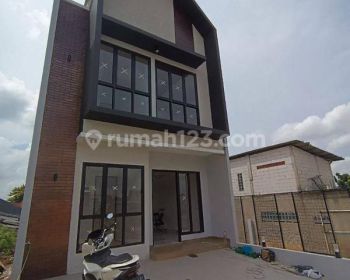 Hunian Cantik Modern Kontemporer Tropis, di Pondok Aren Tangsel
