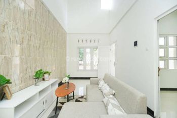 Rumah Harga Nego 2 Lantai di Cibubur Country, Bogor Siap KPR J17611