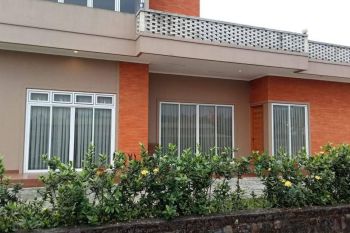 Dekat ke Rumah Sakit Vitalaya, Villa Ciawi Jual Cepat