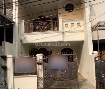 Rumah bangunan bagus Jalan besar Di Tanjung Duren(TD201)