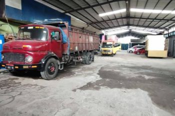 Pabrik luas akses truck double area kopo sayap tki