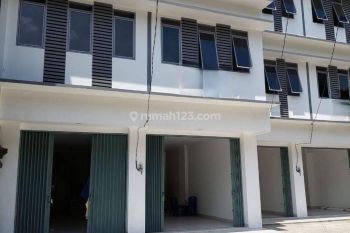 Ruko Gandeng 4, Sultan Iskandar Muda, Kebayoran Lama