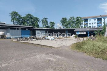 SAWUNGGALING GUDANG BEKAS PABRIK DI AREA PERINDUSTRIAN SIDOARJO DEKAT TOL