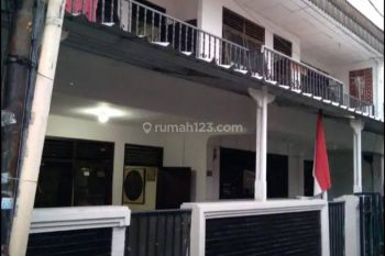 Rumah Kost Di Tebet 11 Pintu Lokasi Sangat Strategis
