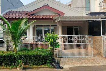 Rumah 2 Lantai Bagus Siap Huni di Bintaro Sektor 9