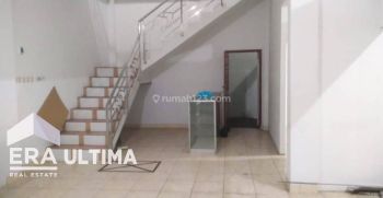 Ruko Terawat Siap Huni di Amir Mahmud