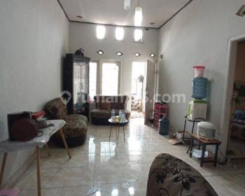 Rumah siap huni di dalam komplek di daerah margahayu