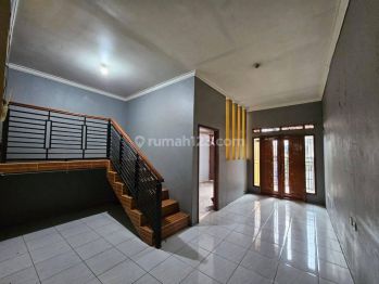 Rumah 3lantai Murah Siap Huni di Griya Bunga Asri Soreang Bandung