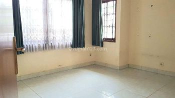 Disewakan Rumah Nyaman Singgasana - Mekar Wangi