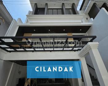Townhouse Baru 3 Lantai Taman Cilandak Jaksel Non Pool Dan Private Pool