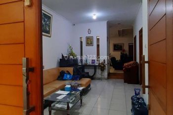 Rumah Dijual Minimalis Terawat di Jalan Kurdi