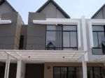 thumbnail-disewakan-rumah-2-lantai-pik-2-0