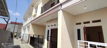 MURAH RUMAH 2 LANTAI DI BINTARA JAYA DEKAT STASIUN KRL CAKUNG