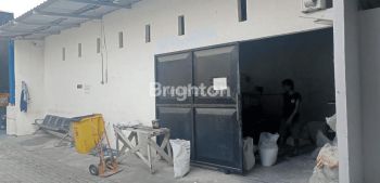 GUDANG SUKODONO SIAP PAKAI BANGUNAN KANTOR 3 LANTAI TERSEDIA MESS DEKAT TOL