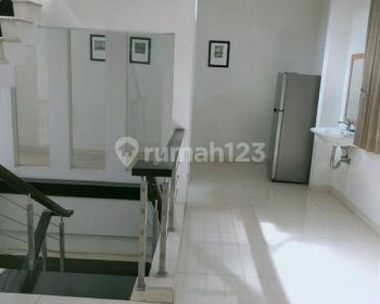 Rumah Lux Full Furnish 3 Lantai di Setra Sari Kulon Bandung Utara