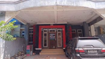 Beli rumah pllih bonus furniture