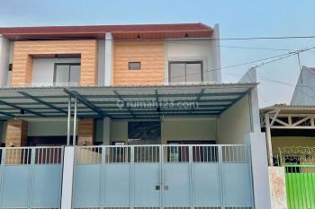 Jual Rumah Baru Medokan Asri Barat 2 Lantai Semi Furnished Unit 1