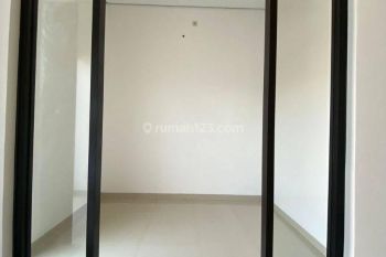 Rumah baru 2 lantai luas 100 m2