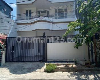 Muara Karang 10x15m JALAN LEBAR RAPIH Rumah Rapih