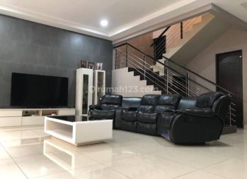 Rumah Nyaman,Luas Dan Asri Daan Mogot Baru