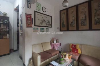 Dijual Rumah Graha Family Blok D