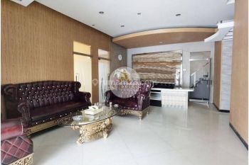 Gedung Kantor Di Sayap Buah Batu Dekat Trans Studio Mall