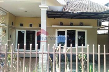 Rumah Bagus Unfurnished SHM di Klojen, Malang