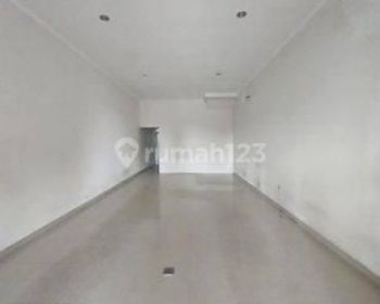 RUKO 2 LANTAI SIAP PAKAI PARKIRAN LUAS AREA BANYUMANIK, SEMARANG