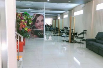 Bangunan Baru Jl Riau Cocok Untuk Kantor Corporate Dll