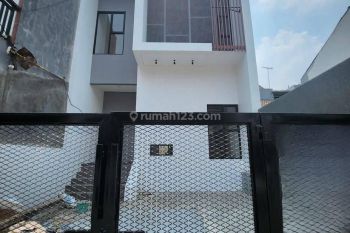 Rumah Baru Minimalis Modern di Pulo Asem,Jakarta Timur